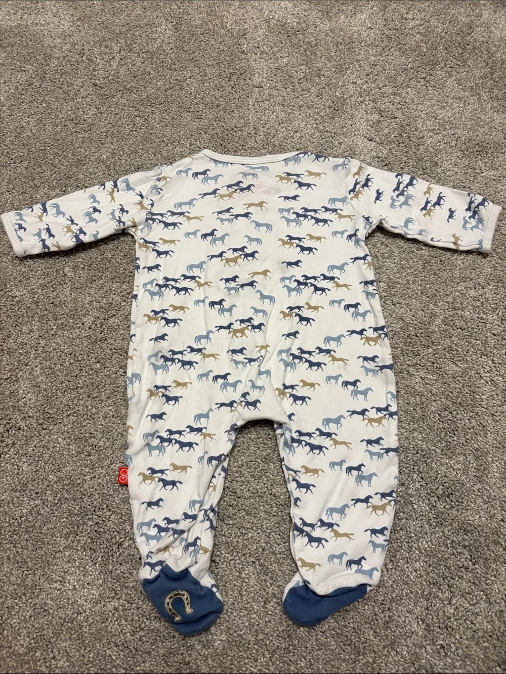 Magnetic Me infant horse sleeper 3-6 months